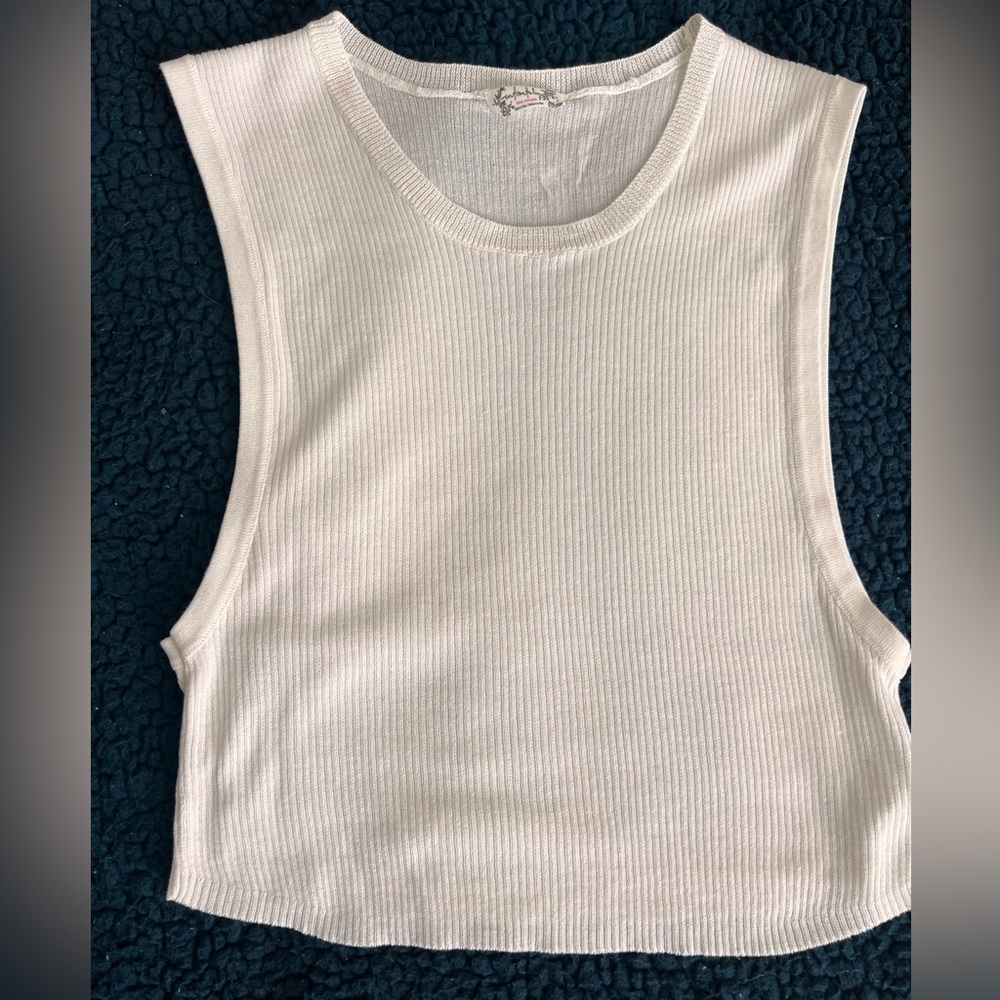 Free people intamently- ribbed white muscle tee, cropped. Size L.